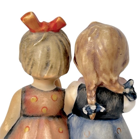 M.J.HUMMEL Happy Birthday Two Little girls Cake Flowers W. Germany Figurine - Picture 10 of 15